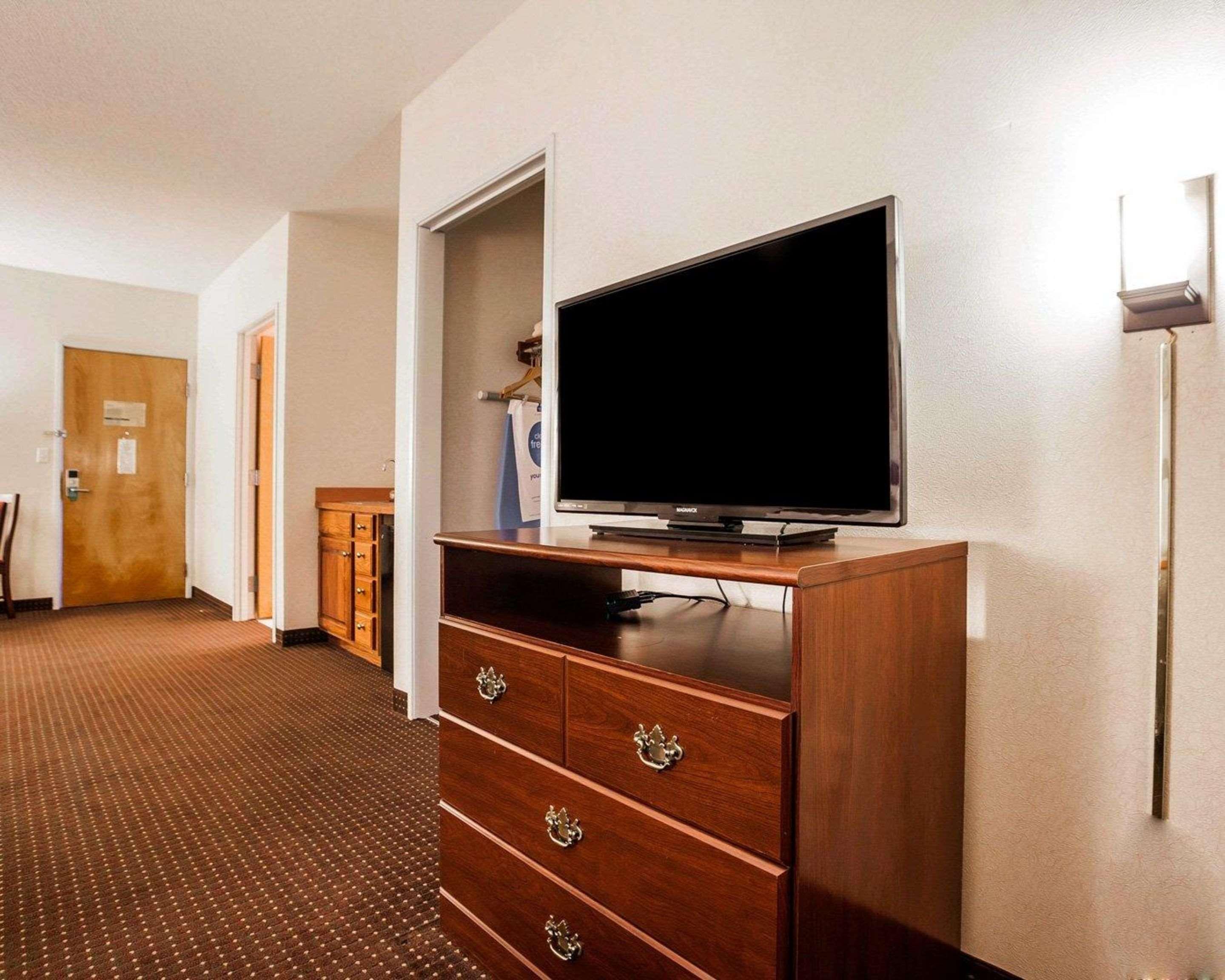 Quality Inn Kingdom City, Mo Buitenkant foto